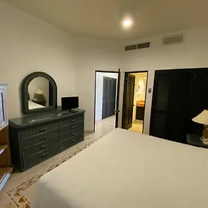 https://casa-de-la-playa-fishermen.tulum-hotels.net