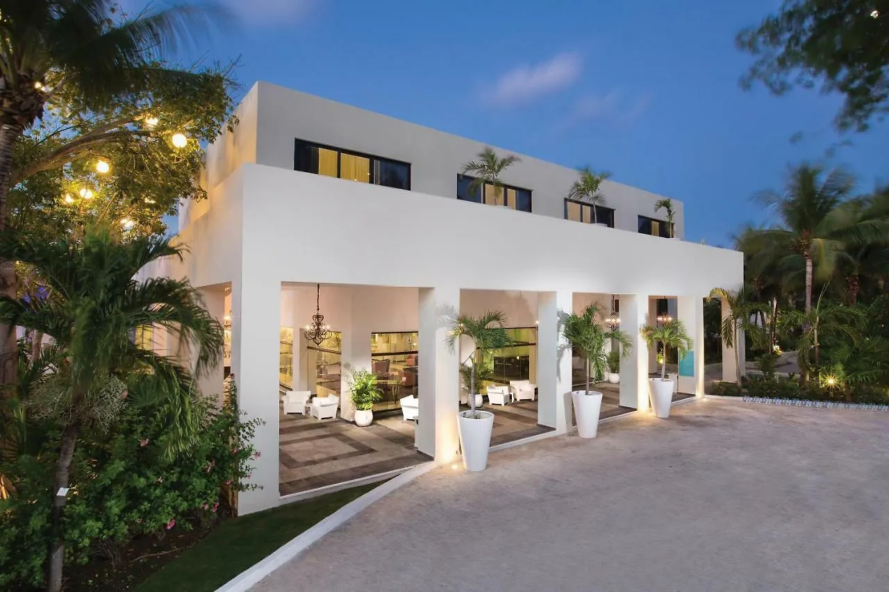 Sunscape Akumal Beach Resort & Spa