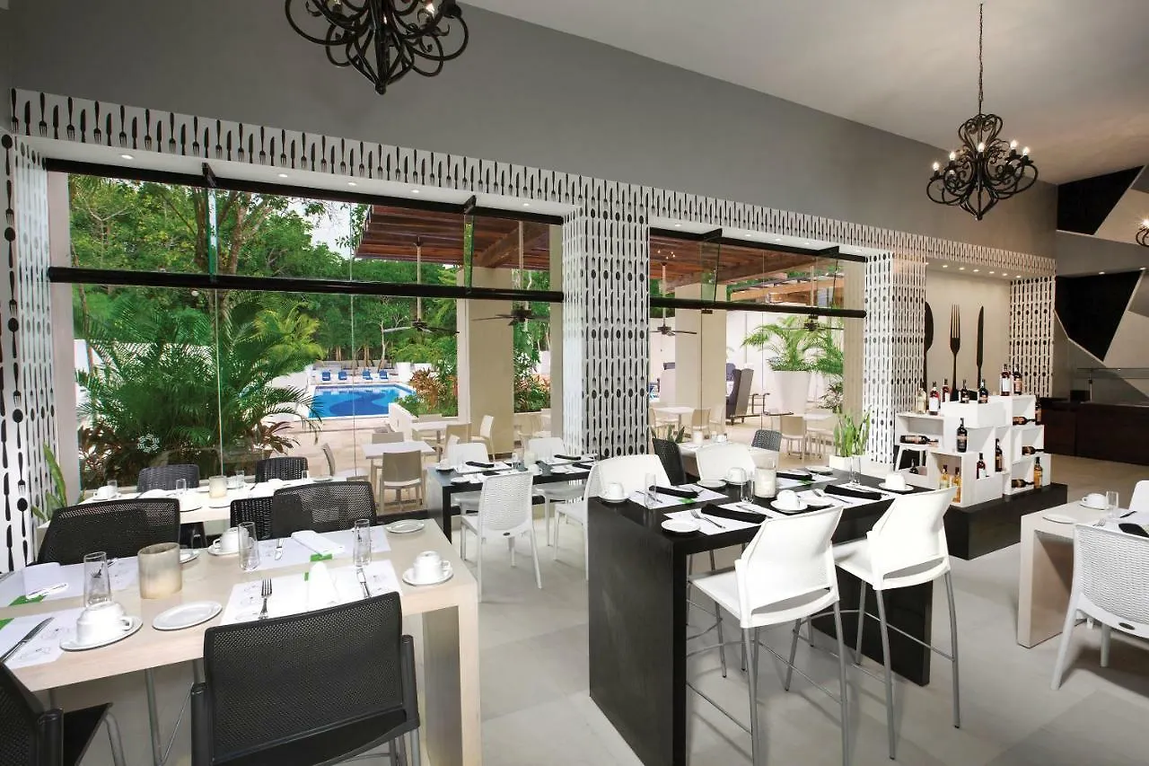 Sunscape Akumal Beach Resort & Spa